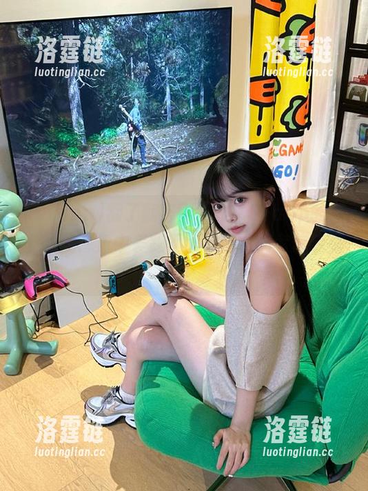 翻了翻官网设计，51app的感觉跟我想象中差距不大，但访问者怎能少呢？