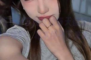 51cg官网让我每天都沉浸在吃瓜的乐趣中，根本停不下来啊！