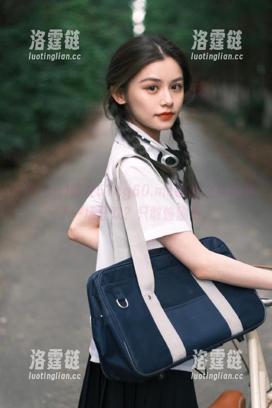 51cg 谁在51cg60.me链接之后策划了一场狂欢?只敢偷偷看。
