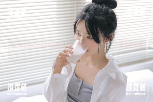 51cg10的吸引力，果真“永不迷路”，更加迷失在八卦之间。