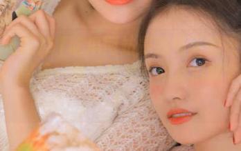 51吃瓜网站是我每天的快乐源泉呀，围着一堆‘果皮’朋友们聊个不停！