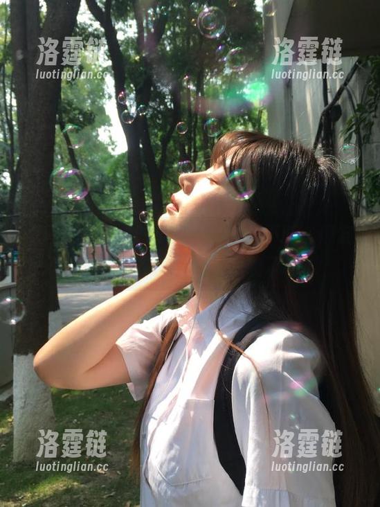51吃瓜网站：黑料不断，瓜友们准备好你的宠物小黑袋了吗？