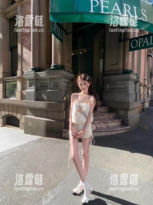 51吃瓜苹果版，我就爱那黑料的朦胧美，详入口？先看看再说