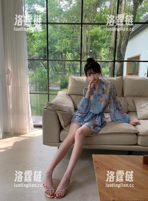 51黑料网 资源丰富!51黑料网就像一本神秘的食谱,让我一口气吃下去!