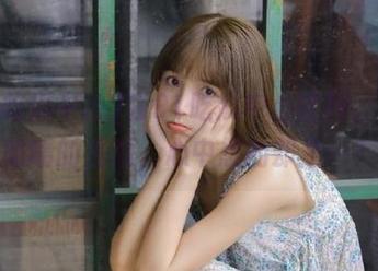 在91吃瓜中心官网，嘴里咀嚼的是瓜，心中想的却是…？