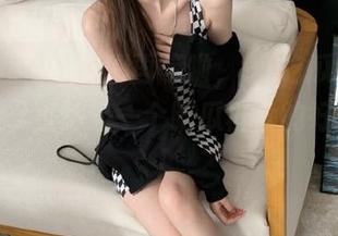 别再等啦，91吃瓜中心今日吃瓜，直达每一个吃瓜群众的好奇眼球！