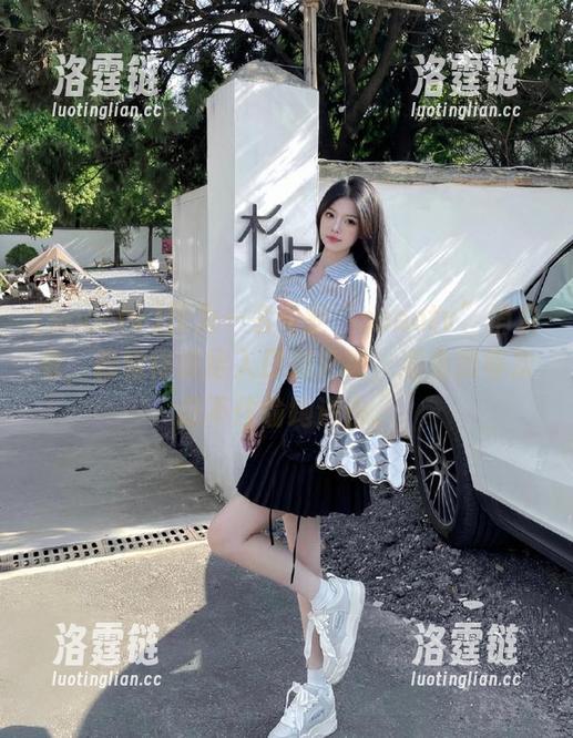 作为一名专业“soootv”消费者，我觉得该给入口加把锁，避免我每次忍不住偷跑进去。