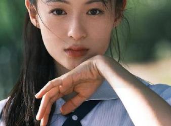 ZZTTApp：又是个能让你追目不转睛的无聊天地？