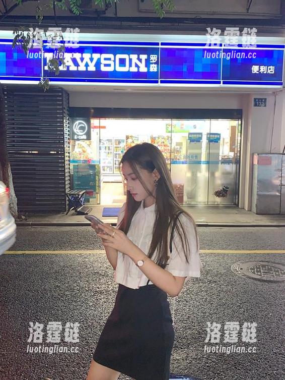 五一吃瓜 五一吃瓜官网:你们的让人反胃的互动直播又来了!
