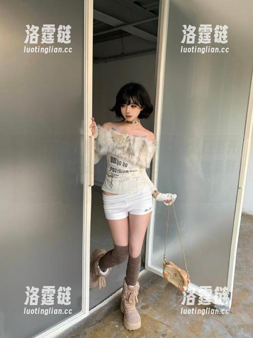 察觉到吃瓜天堂的传送门要开了，心里就在默默盘算：今天会有啥新鲜事儿吗？