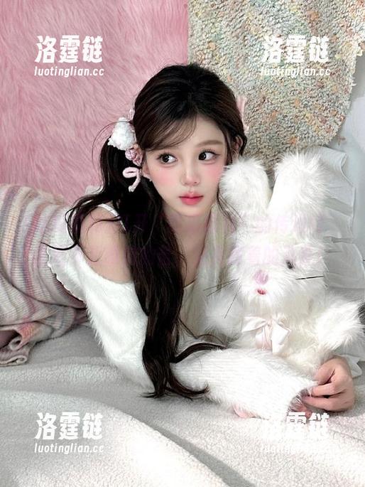 打开“吃瓜福利”的传送门，生活不止眼前的苦，还有蹲着的八卦！