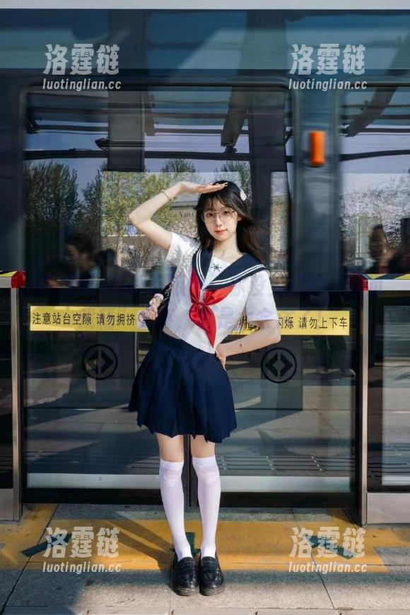 在线吃瓜网：你没见过的“网页戏精”大赛，真是太会演了！