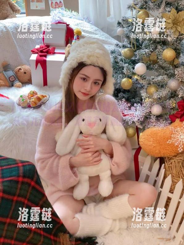 吃瓜黑料网站发布的素材都是从哪儿扒来的，难道有隐藏的八卦探险家？