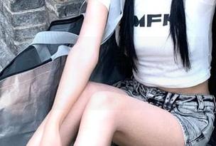 黑哥扒料官网，传送门在哪里？小心跳进瓜田里不出来哦