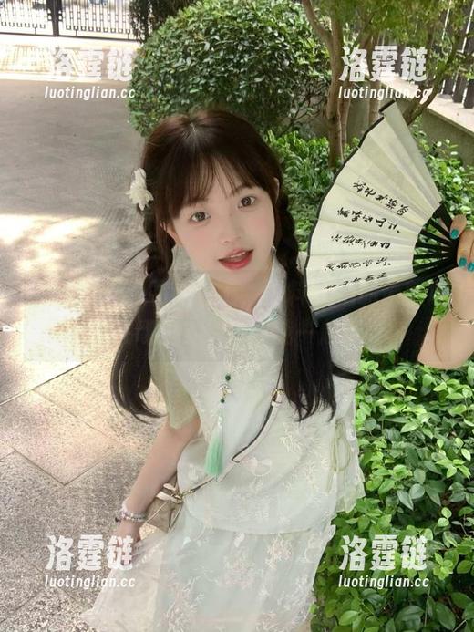 吃瓜路上，黑料com的最新地址在哪里？快来跟我一起搜寻