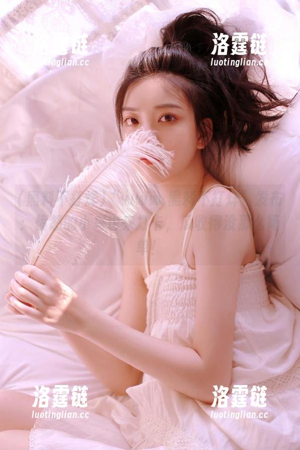 “www.黑料不打烊”发布：愤怒的小鸟也来打卡，瓜收得没那么简单！