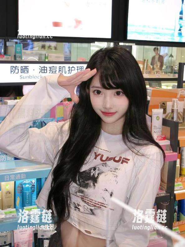偶尔想，下载‘黑料头条’这事儿，简直就是人生和八卦的完美结合！