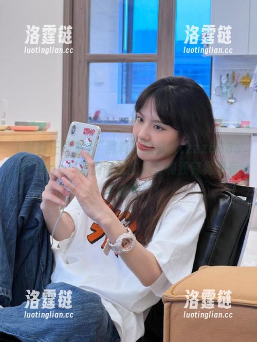 “黑料正能量tttzzz668su”app，擦肩而过的八卦和我究竟是有多缘分！
