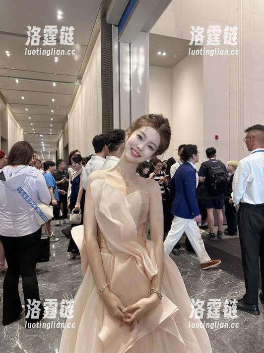 更新调查：是否有被“黑料正能量”启发的网站，求各位吃瓜群众指教！