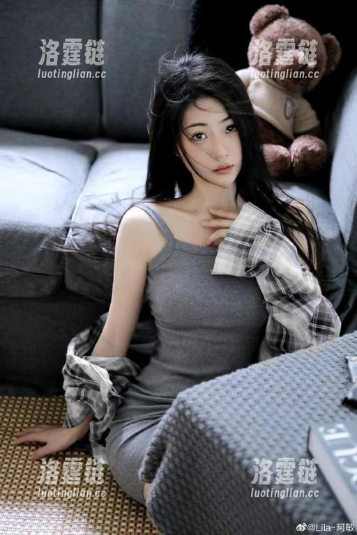 黑料社网站又放独家大招，这瓜能嚼几天啊，看得我有点晕。