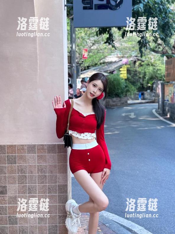 登录黑料社，完整版下载，吃瓜同时还能顺便给生活加点料！