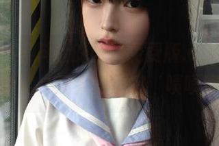 黑料社的网站免费版.apk，建议备好小板凳，瓜大得让你‘啧啧称奇’！